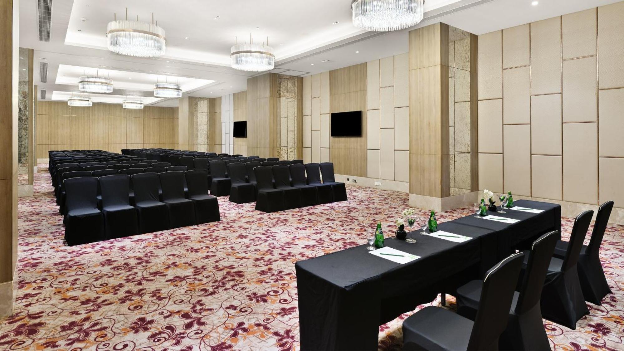 Holiday Inn Gurugram Sector 90 By Ihg Gurgaon Exterior photo The Grand Ballroom