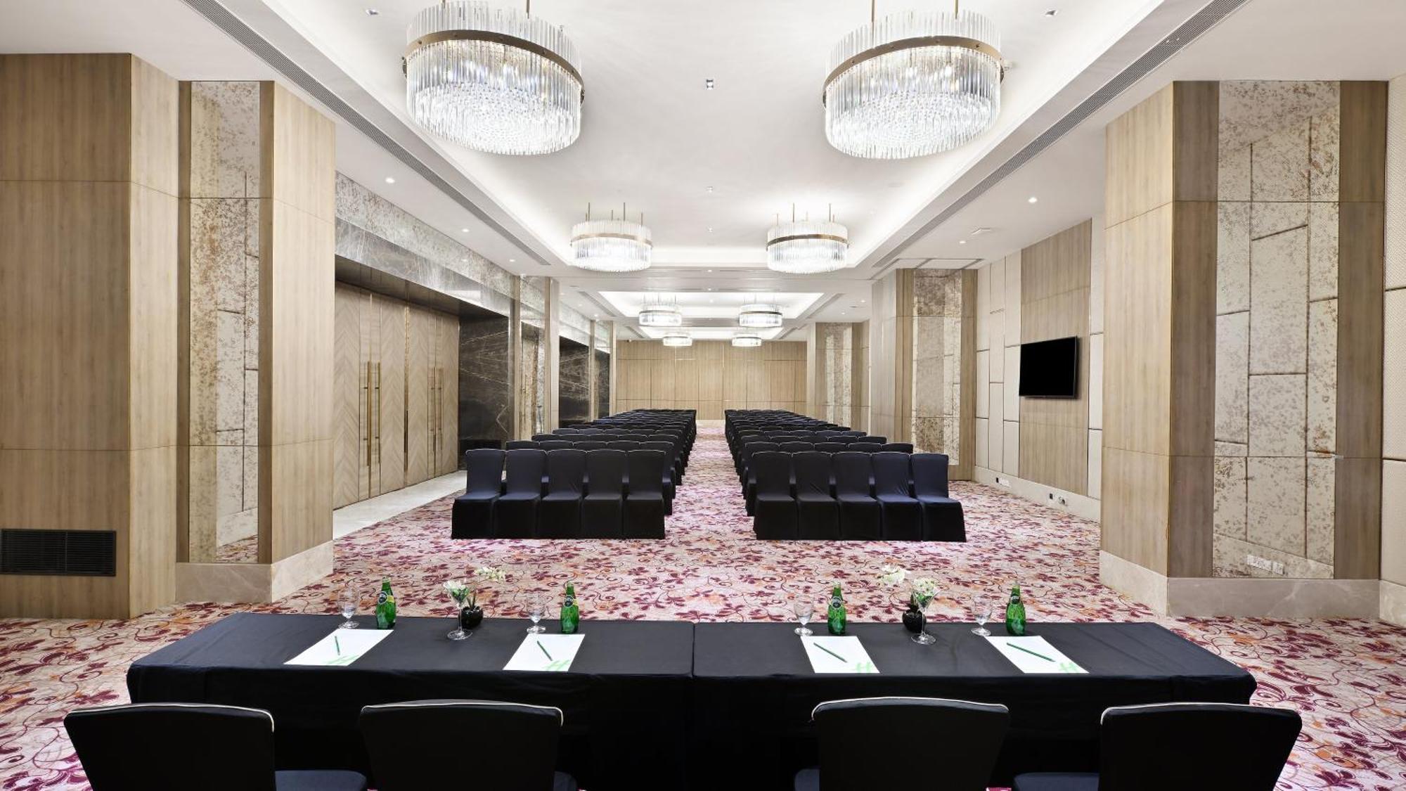 Holiday Inn Gurugram Sector 90 By Ihg Gurgaon Exterior photo The ballroom